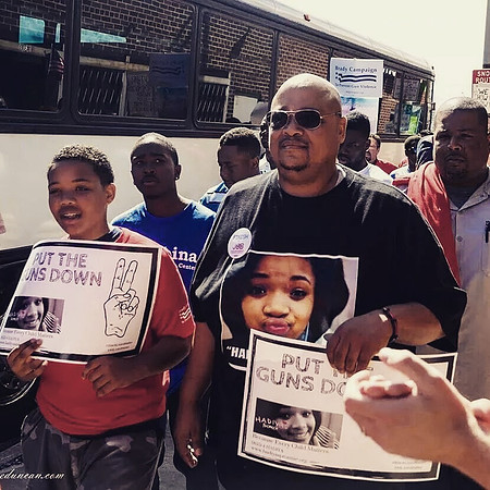 Gun shop protest in Chicago, IL