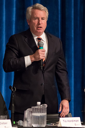 dnews_1003_Gov_Forum